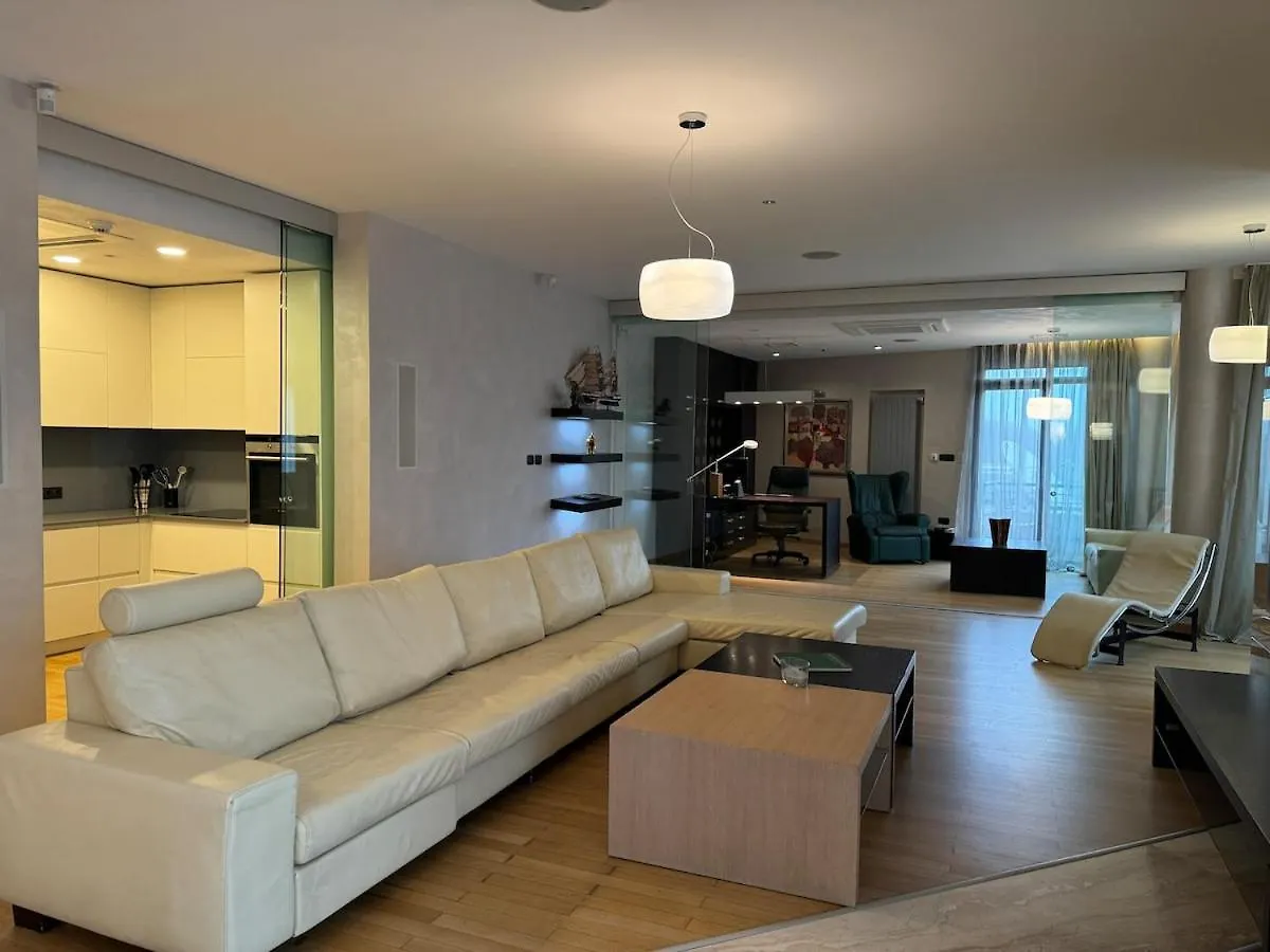 Spacious Luxury Apartment Close To Marinela Hotel ソフィア ブルガリア